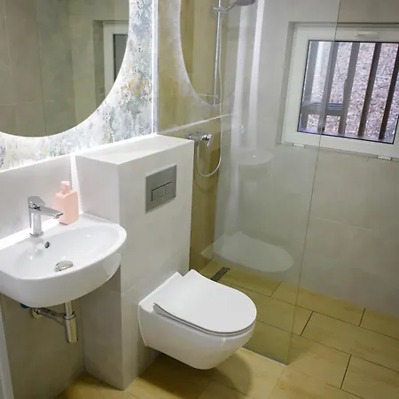Dom Granero W Lesie Pod ślężą Apartament Bedkowice (Wroclaw)