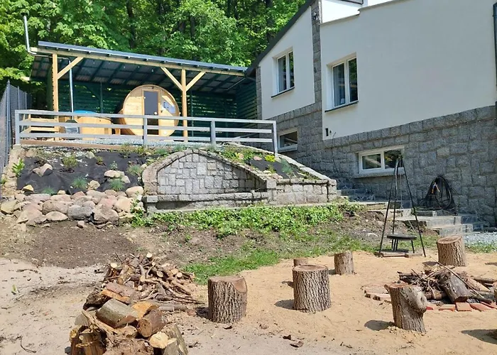 Dom Granero W Lesie Pod ślężą * Strzegomiany